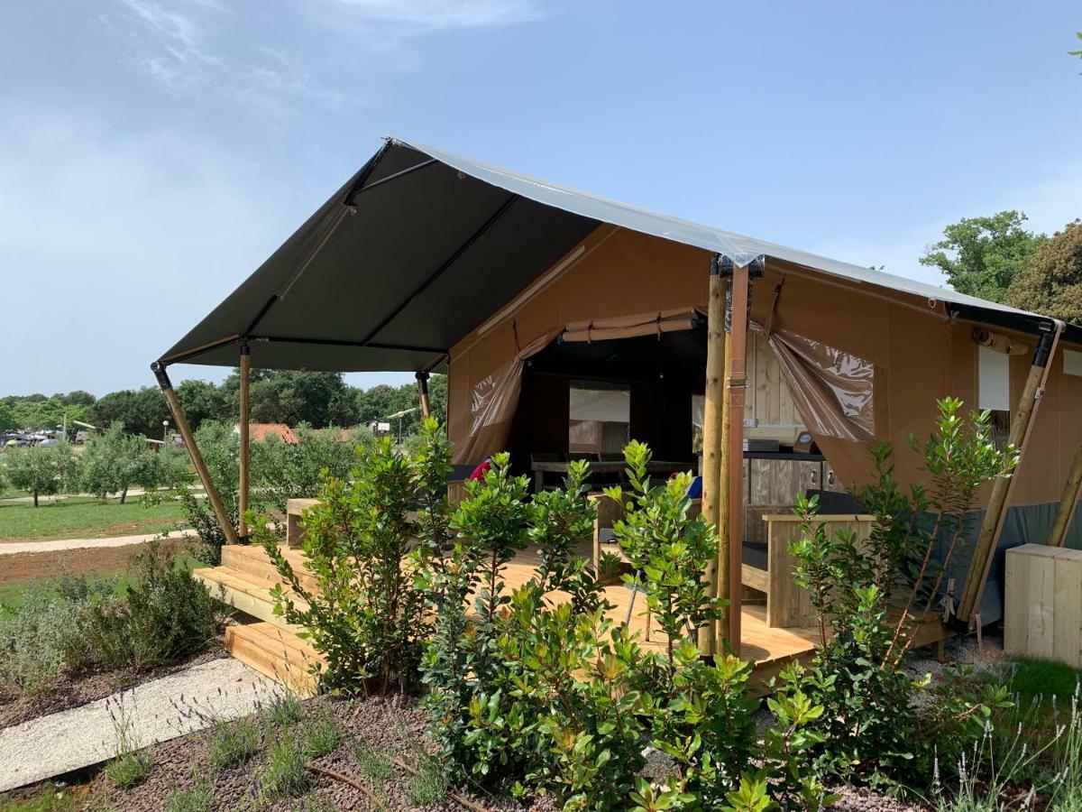 Easyatent Fkk Safari Tent Ulika Naturist - Clothes Free Porec Ngoại thất bức ảnh
